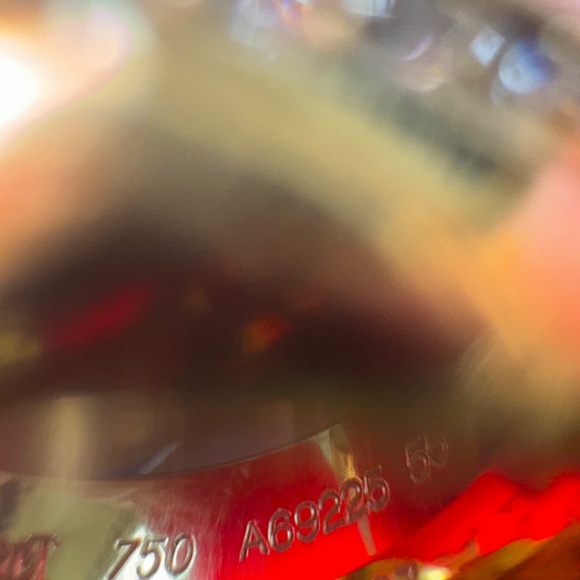 18Kt Yellow Gold Piaget Possession Diamond Ring - Picture 8 of 9